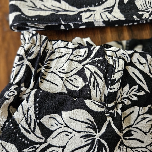 Northern Reflections Lightweight Bottom size large - Picture 2 of 6